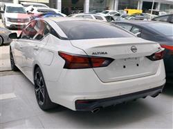 نيسان ألتيما